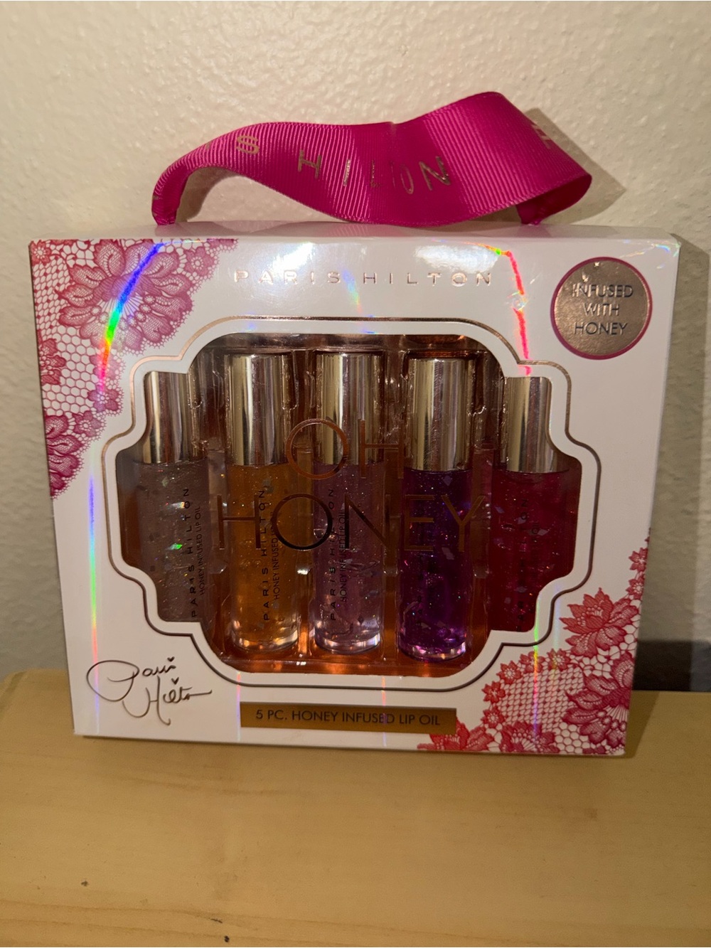 Paris Hilton Honey Infused Lip Oil Set - Gold, Pink, Purple, Orange, Clear